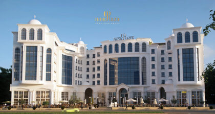 وحدات تجارية وادارية وطبية في ناين بلازا